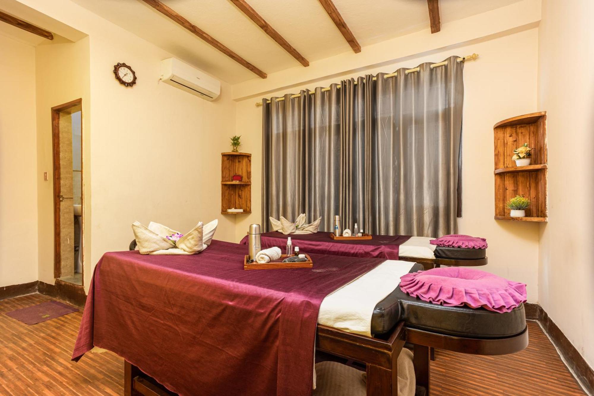 Thamel Hotel & Spa Катманду Екстер'єр фото